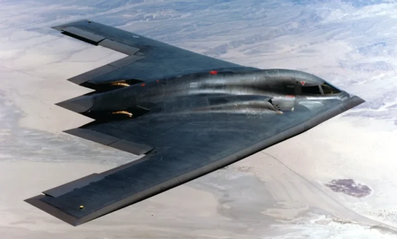 بمبافکن B-2 Spirit