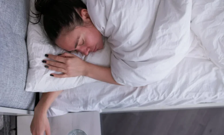 خوابیدن به پهلو