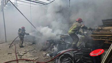 کارخانه کاله همچنان در آتش میسوزد؛ دستور تخلیه بیمارستان امام علی(ع) آمل آغاز شد