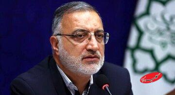 نگاه ویژه زاکانی در جمع خبرنگاران هیئت دولت + تصویر