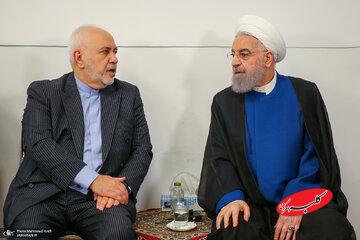 حضور ظریف و روحانی در مراسم ختم مادر محمد شریعتمداری بعد از خبرسازیهای دروغ اخیر + تصاویر