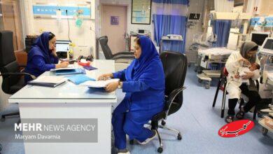 پرستاران هر ماه ۶۰ ساعت کار مجانی انجام می دهند