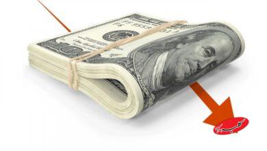 کاهش قیمت دلار رسمی در معاملات امروز 17 دی ماه