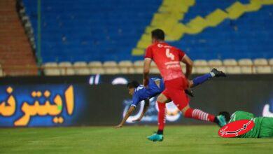 پخش زنده بازی استقلال و تراکتور + سایت و برنامه مستقیم شبکه ۳