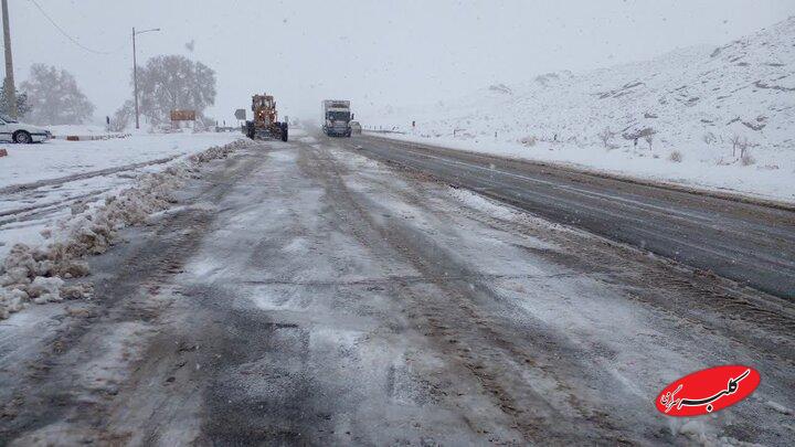 جاده های برفی