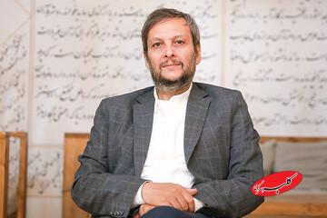 میرفتاح فعال فرهنگی: این روزها که اینترنت قطع است مجبوریم پای تلویزیون بنشینیم اما باور کنید برنامه های صداوسیما را نمی توان دید؛نماینده مردم نیست