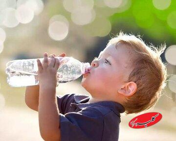 میزان نیاز روزانه کودکان به آب چقدر است؟