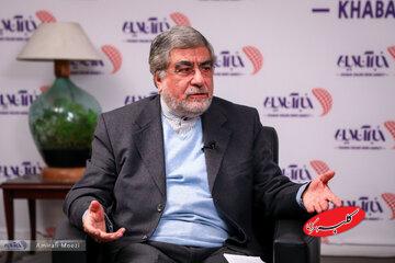 علی جنتی: مردم ناراضی چارهای نداشتند که به خیابان آمدند/ مردم میپرسند فردی مثل بابک زنجانی که محکوم به اعدام شده بود، چگونه آزاد شد؟