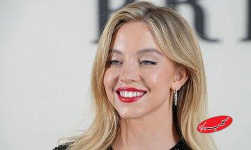 اقدام تبلیغاتی بدون مجوز یک بازیگر معروف روی تابلوی مشهور شهر