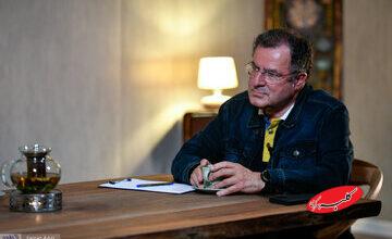 سینماگران مثل سایر مردم معترضاند اما جشنواره چهلوچند ساله خود را تنها نمیگذارند