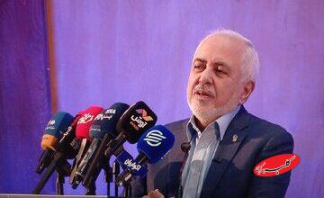 ظریف: ما نمیتوانیم برای ۵۰۰ سال آینده، هخامنشی شویم/ نباید دوباره مانند جنگ دوم ایران و روس سربازان را به میدان آورد