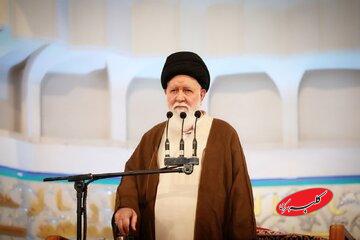 تقسیم کار بین برادران و خواهران بسیجی توسط علم الهدی؛ هر کدام چه وظایفی باید داشته باشند؟/ بسیج در جریان اتفاقات پیشگام باشد