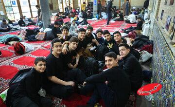 ببینید| اعتکاف با دلهای پاک نوجوانان چه میکند