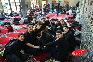 ببینید| اعتکاف با دلهای پاک نوجوانان چه میکند