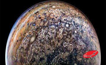 ابرهای فریبنده مشتری / زیر این زیبایی، آشوب جریان دارد