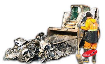 پای حرف پاکبانهایی که این شب ها، از خیابانهای شهر، آشوب جمع کردند/ حیف ان همه اموال عمومی که سوخت