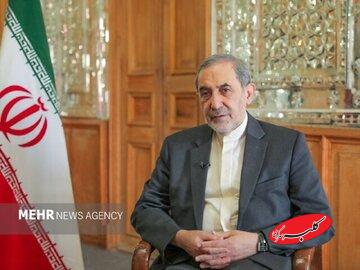 بیانیه ولایتی خطاب به رهبر انقلاب؛ با توجه به کشتیبانی درست آن حضرت، کشتی ایران در جهان یادآور کشتی نوح(ع) است/ آمریکاییها در عقب نشینی استادند