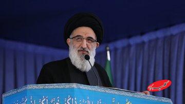 حسینی همدانی: با قیام مسلحانه به دنبال از بین بردن انقلاب بودند/ دستگاه قضایی با مفسدان اقتصادی برخورد قاطع کند/ بدون امنیت زندگی لذتی ندارد