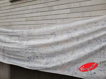 گزارش تصویری از تجمع دانشجویان با شعار «مجرمان را رها نخواهیم کرد» مقابل قوه قضائیه + عکس