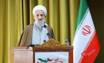 امام جمعه ساری: اغتشاش، فساد و دزدی جلوههای تبعیت از جریان شیطانی است/ حمله به مسجد نشاندهنده ترس دشمن از نقش معنویت در هدایت جامعه است