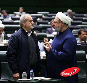 حمله تند رسایی به دولت/ رسایی: چهار تصمیم اقتصادی دولت «بمبی بر بنیان معیشت» بود/ مردم زیر سنگینترین تحریمها نفسنفس میزنند