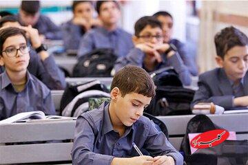 «آموزش مجازی»، ناتوان در مهار افت تحصیلی/ «مشارکت دانشآموزان هنرستانی در کلاسهای غیرحضوری به زیر ۲۰ درصد رسیده است»