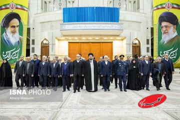 استقبال سیدحسن خمینی از پزشکیان در حرم امام خمینی/ فاتحه خوانی سقاب اصفهانی در کنار رئیس جمهور + تصاویر
