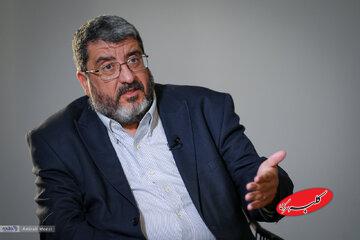 فواد ایزدی: لابی ایرانی مثل تریتا پارسی در آمریکا به طرف آمریکایی بیشتر سرویس می دهد تا به ایران