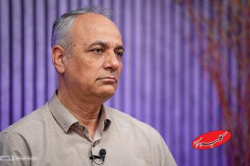 رمزگشایی زیدآبادی از واکنش های دهباشی؛ نمیدانم از موضع یک سوپرحزباللهی دوآتشه انتقاد میکند یا از موضع یک برانداز قسمخورده!/ پاک عاجز می مانم