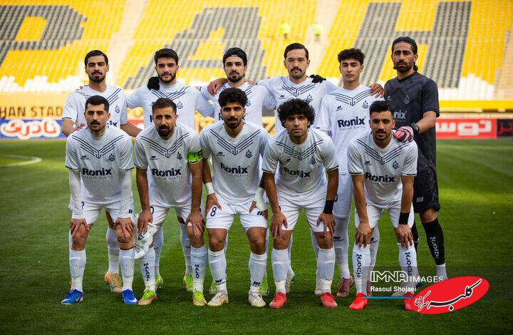 شکایت رسمی ملوان از خداداد عزیزی و شجاع خلیلزاده