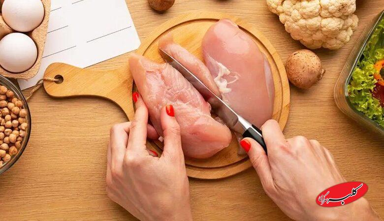 مرغ کیلویی ۱۳۰ هزار تومان شد/ مردم مرغ نخریدند، قیمتها پایین آمد