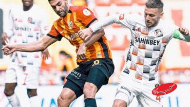 «علی کریمی» به سپاهان پیوست