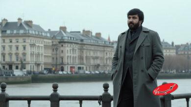 ایستاده در کنار تیمز