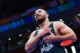 پوزخند امیرحسین زارع