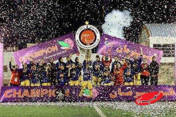 فوتبال زنانن