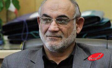 مظفر: رهبر انقلاب مانند امام خمینی(ره) به زورگویان عالم باج نخواهد داد