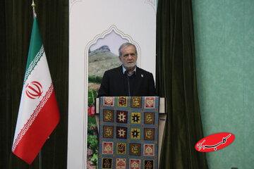 پزشکیان: مردم اگر خدمت صادقانه ببینند، هرگز به خشونت و پرخاشگری روی نخواهند آورد/ برخی تلاش میکنند القا کنند که دولت تصمیم نادرستی گرفته است