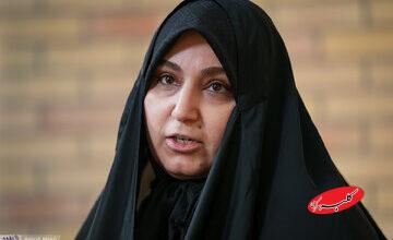 چرا دختر ارشد سردار سلیمانی او را پدر صدا نمیکند؟/ نرجس سلیمانی: عکسهای محدودی را میشود پیدا کرد که ایشان پشت میز بوده باشد