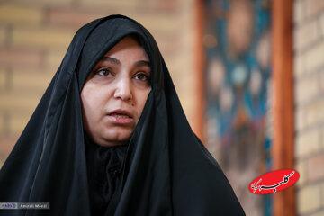 روایت نرجس سلیمانی از لحظه شنیدن خبر شهادت حاج قاسم/ هنوز هم وقتی در خانه را که میزنند، میگویم شاید پشت در باشد