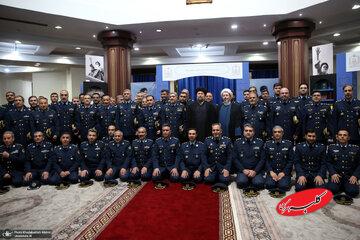 دیدار سید حسن خمینی با فرماندهان نیروی هوایی ارتش به روایت تصویر/ قاب عکس خاص از هاشمی رفسنجانی در حرم مطهر + تصاویر