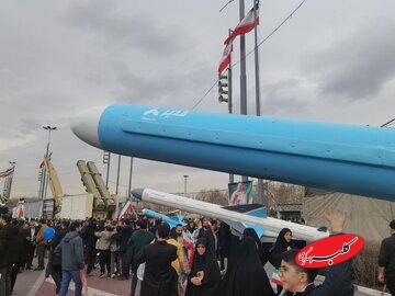 این دو موشک مهم ایرانی در راهپیمایی ۲۲ بهمن نمایش داده شد + اسامی و تصاویر