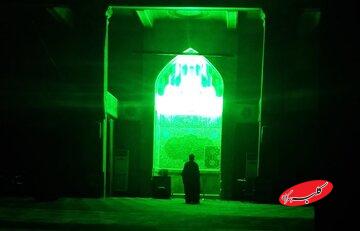 فرشته ها مادرانه با ما رفتار می کنند