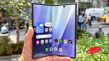 گوشی تاشوی جدید سامسونگ با نمایشگر عریضتر / عکس