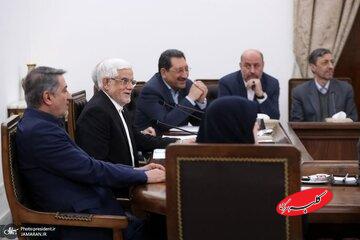 عارف: تعامل پایدار با نهادهای اجتماعی–اقتصادی اولویت دولت است / اجرای طرحهای کلان بدون نخبگان و نهادهای اجتماعی ممکن نیست