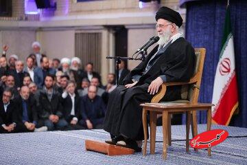 رهبر معظم انقلاب: ما داغدار و عزادار خونهای ریخته شده در فتنه دیماه هستیم