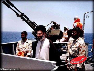 ۱۶ سال پیش؛ حضور رهبری در خلیج فارس/ آسیب جدی ۳ ناو آمریکایی پس از برخود با مینهای نیروی دریایی ایران/ ماجرای حمله به سکوی نظامی ایران
