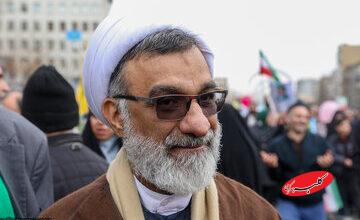 دبیر شورای عالی انقلاب فرهنگی: دشمن علیه کشور حرکتی کند، خودش برای آتشبس به التماس میافتد/ اول انقلاب پزشک از بنگلادش و پاکستان میآوردیم