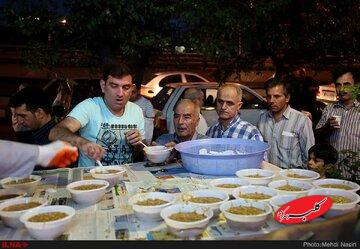 افطاری دادن در ماه رمضان چه ثوابی دارد ؟