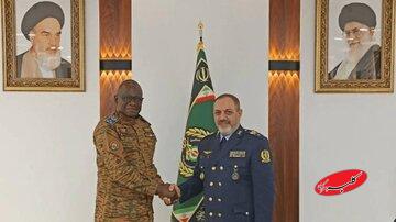 حمایت ایران از استقلال بورکینافاسو/ وزیر دفاع: روابط با کشورهای انقلابی آفریقا گسترش مییابد/ وزیر دفاع بورکینافاسو: مقاومت مردم ایران را ارج مینهیم