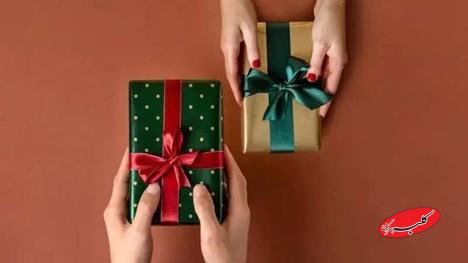 کادو برای نامزد چی بخریم؟ معرفی لیست بهترین کادوها برای نامزد تازه عروس و تازه داماد!